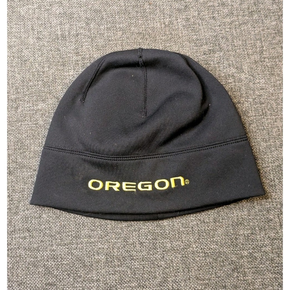 Columbia Oregon Ducks University Omni Heat Insulated Beanie Hat S/M Unisex Cap